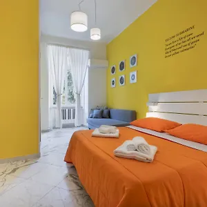 Colori E Note Couette-café Naples